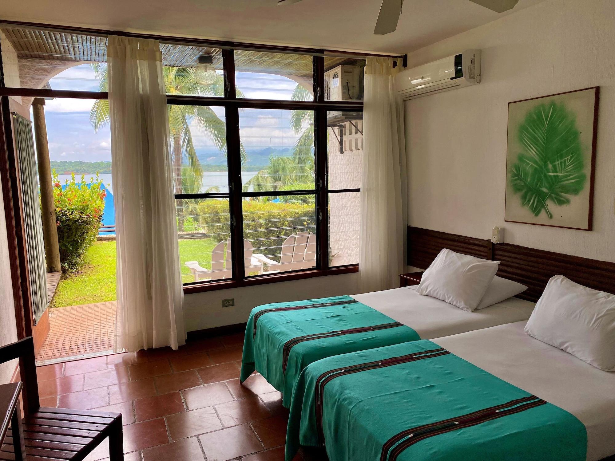 Villa Caribe Livingston Ngoại thất bức ảnh