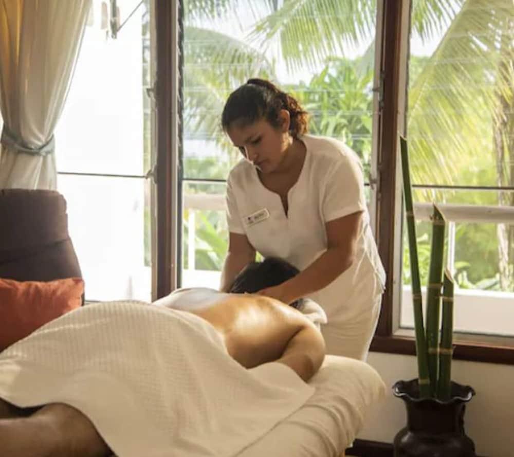Villa Caribe Livingston Ngoại thất bức ảnh