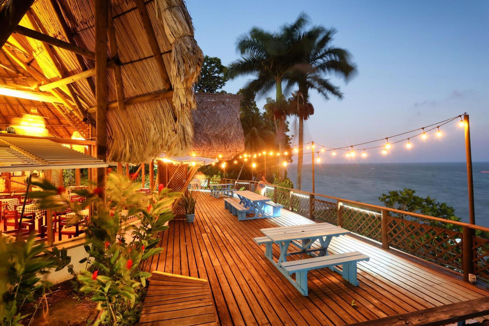 Villa Caribe Livingston Ngoại thất bức ảnh