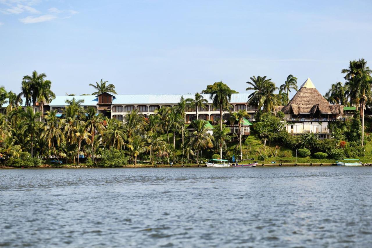 Villa Caribe Livingston Ngoại thất bức ảnh